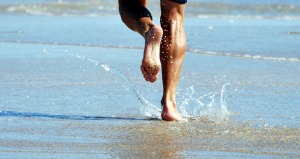 Running-on-beach-by-sundero-2